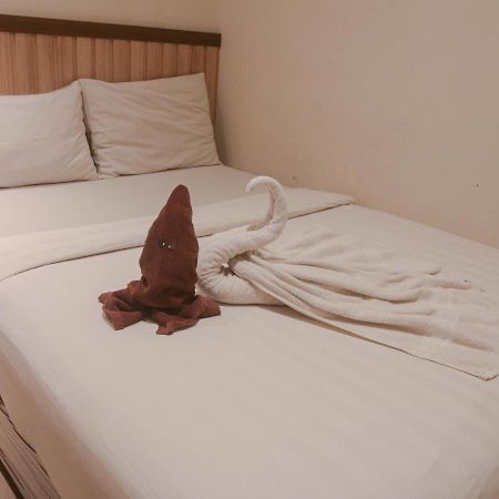 Hotel Pantes Kota Lama Семаранг Екстериор снимка