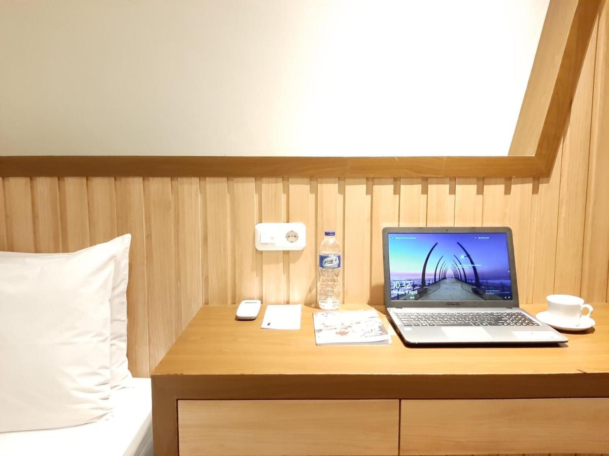 Hotel Pantes Kota Lama Семаранг Екстериор снимка