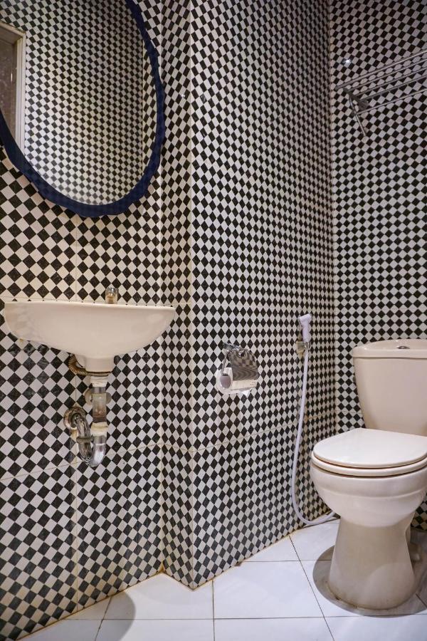 Hotel Pantes Kota Lama Семаранг Екстериор снимка